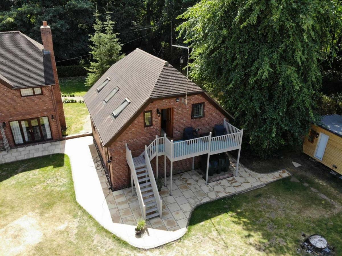 2 Bedroom Furnished Apartment In A Rural Position Stone  Eksteriør bilde